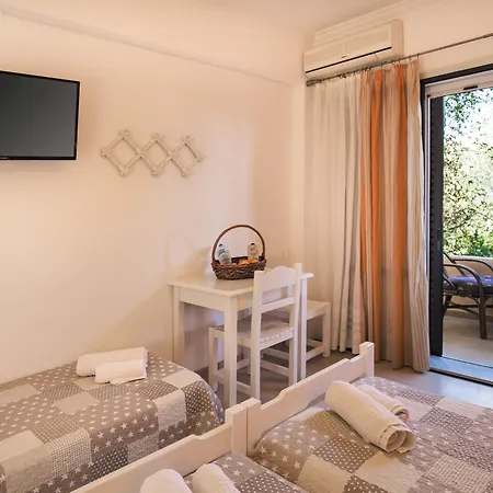 Marilena Apartments & Studios Dassia  Exterior photo