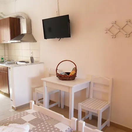 Marilena Apartments & Studios Dassia  Exterior photo
