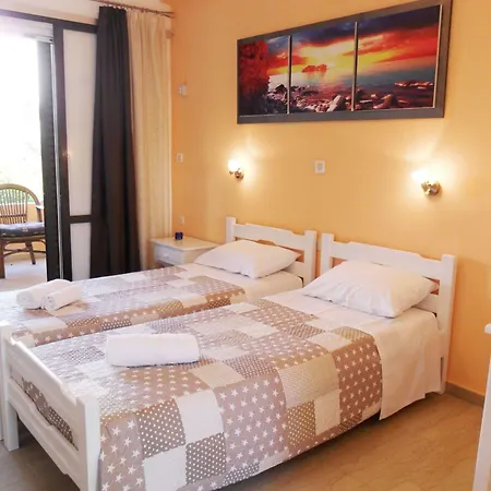 Marilena Apartments & Studios Dassia  Exterior photo