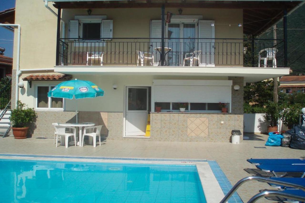 Marilena & Apartment Dassia (Corfu)
