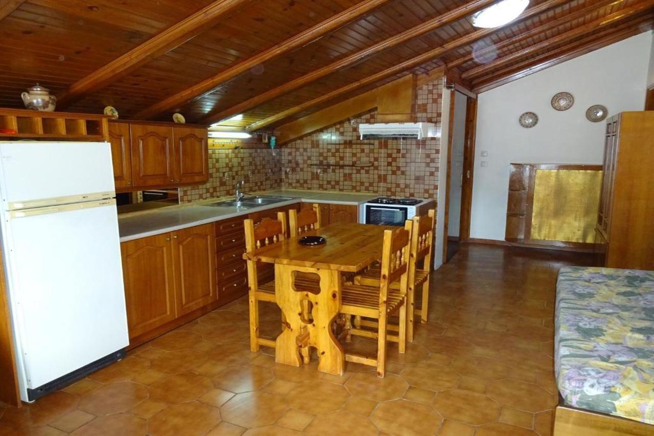 Apartment Marilena &